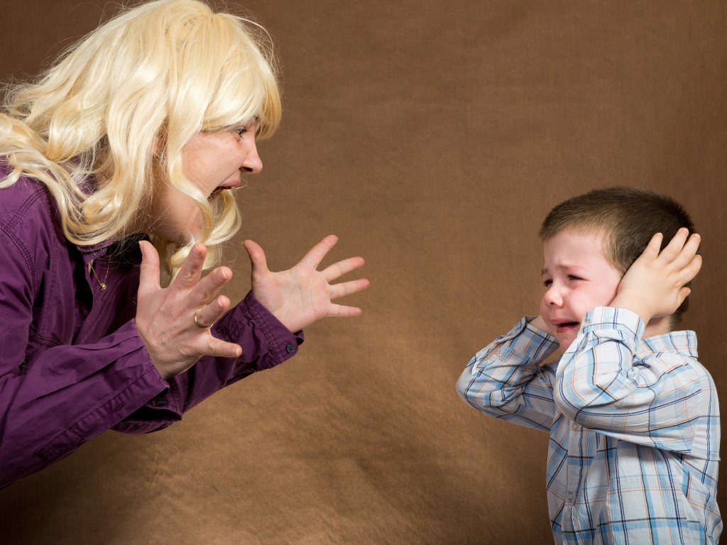 gritar causa medo no seu filho
